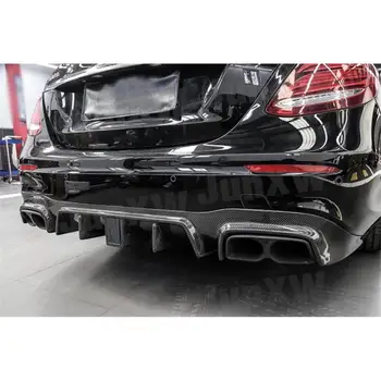 Лещи Светлина за устни Задната Броня от Въглеродни Влакна, със Стоманени Топчета Ауспуха на Изпускателната Benz W213 E200 E300 E63 AMG B style 2017 +